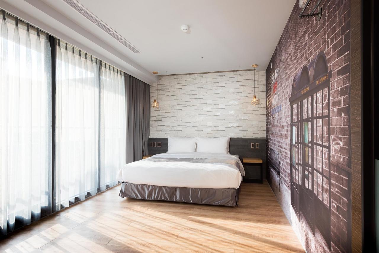 Sunrise Hotel Chiayi City Exterior photo